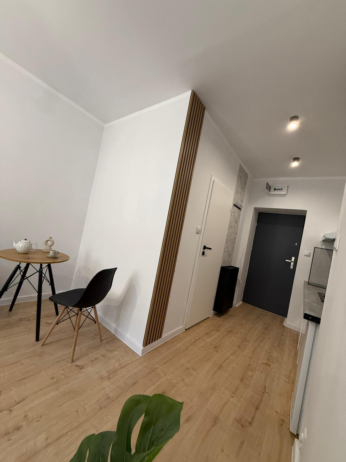 Mieszkanie na sprzedaż, Będzin, 25 m² DO remontu — 104 000 zł